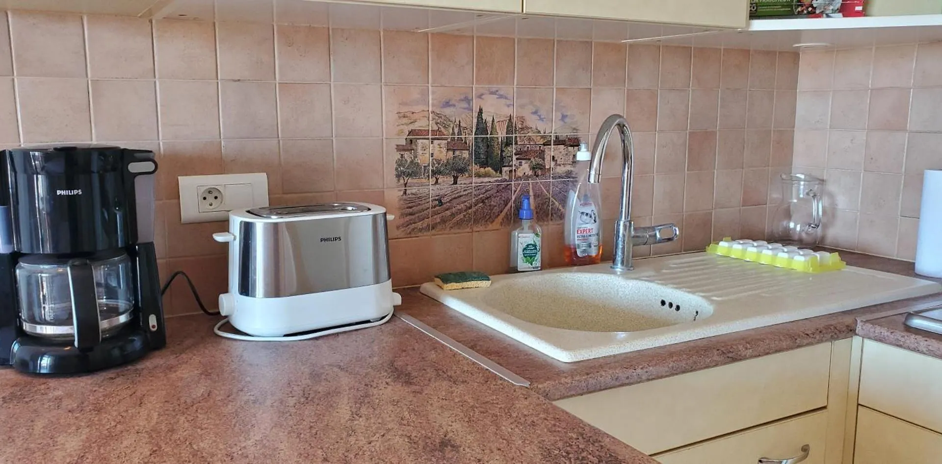 Le Capitole Vue Mer Studio Cabine 27M2 Les Pieds Dans Leau 2 Adultes 2 Enfants Clim Et Garage Frejus 0*,  France